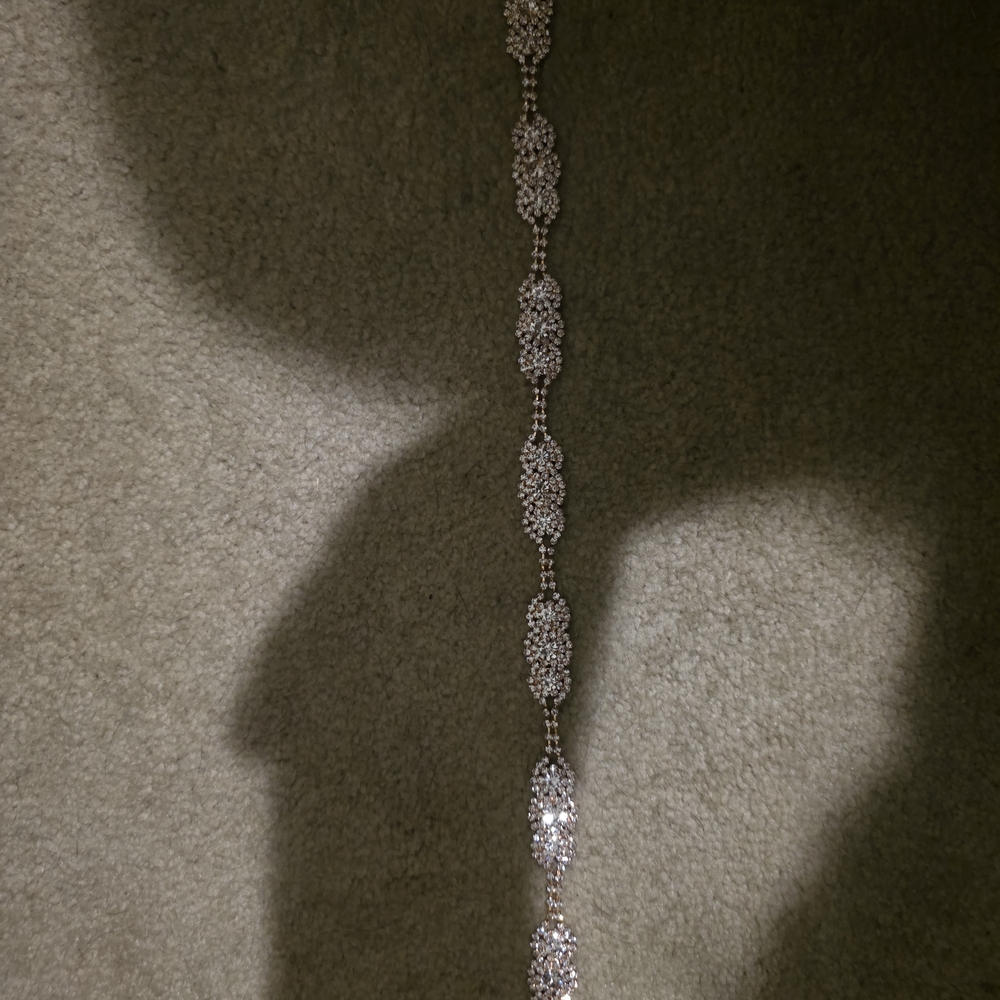 Elegant Crystal Embellished Women's Belt